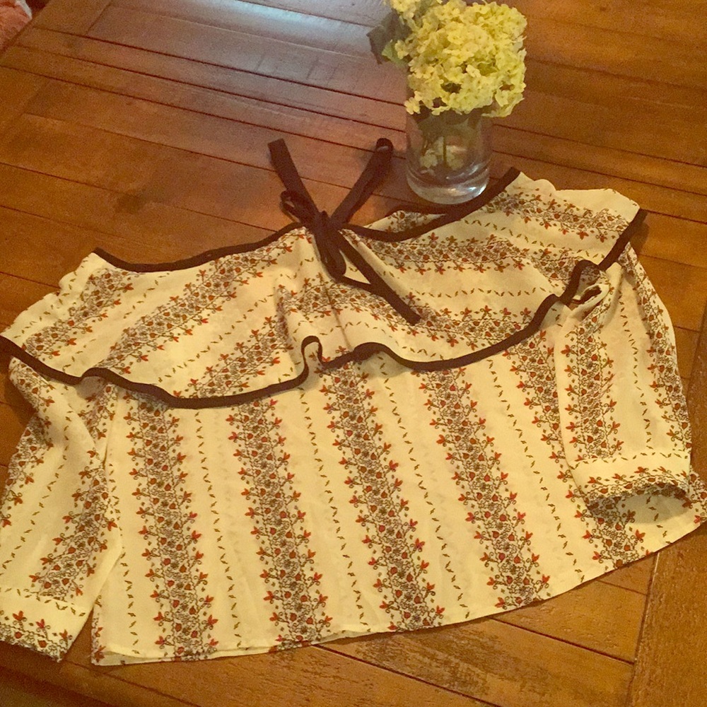 Women’s blouse